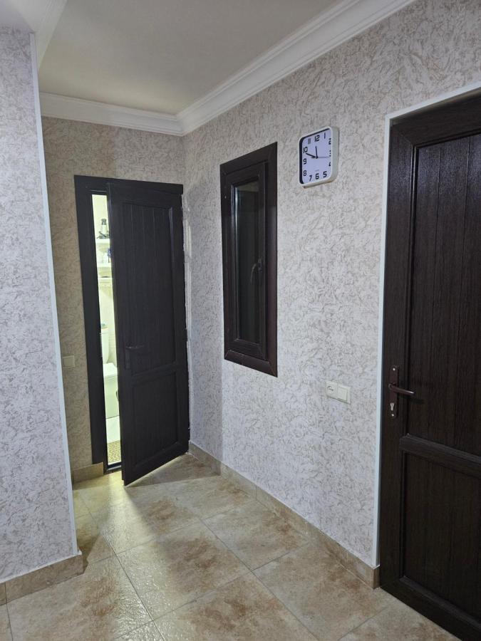 Galstyans Hotel Evn Airport P'arak'ar Dış mekan fotoğraf