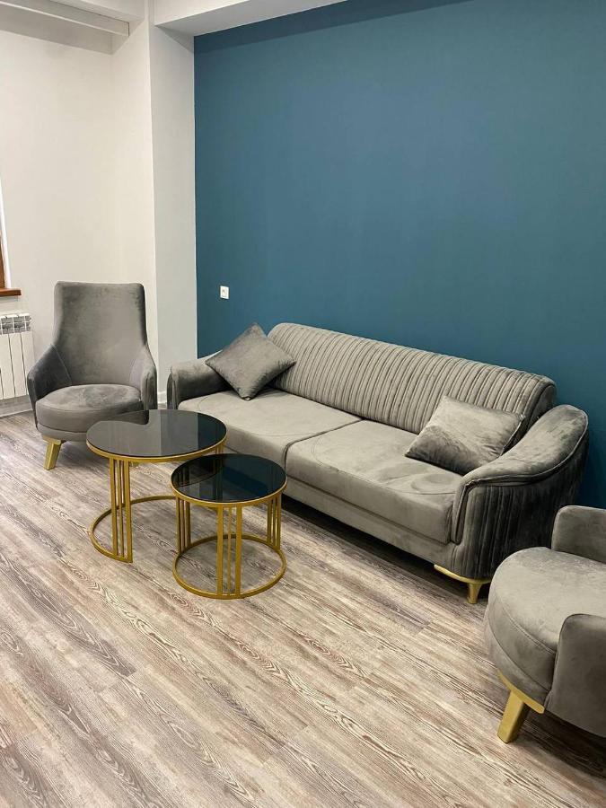 Galstyans Hotel Evn Airport P'arak'ar Dış mekan fotoğraf